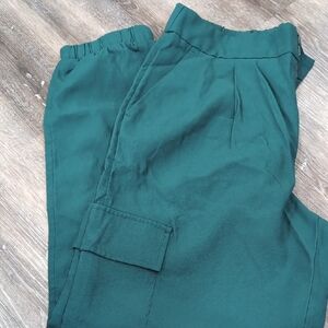 a new day Cargo Pants in Deep Green